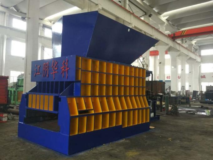 Taglio del contenitore della ferraglia Qhk-630