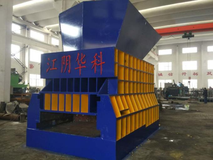 Taglio del contenitore della ferraglia Qhk-630
