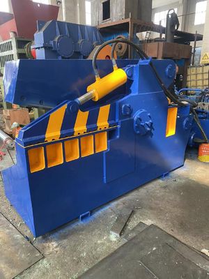 comprare La macchina per il taglio di metalli 45KW del residuo della lama H-13 personalizza il colore online manufacture